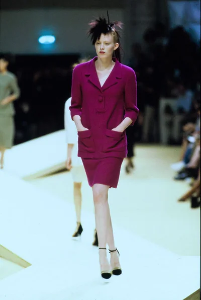 Look 16